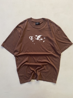 Remera Cosmic MD marron - comprar online