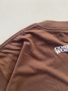 Remera Cosmic MD marron