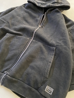 Campera “Disploy” en internet