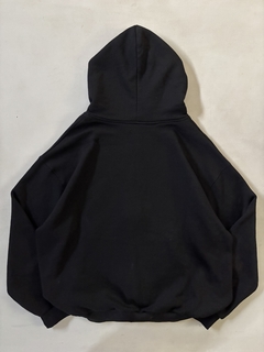 Campera oversize “92” en internet