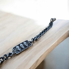 PULSERA ROCKER CHAPA TRIPLE CALAVERA - comprar online