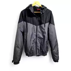 CAMPERA ROMPEVIENTO COMBINADA - GRIS/NEGRO CON CAPUCHA