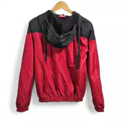 CAMPERA ROMPEVIENTO COMBINADA ROJO-NEGRO - comprar online