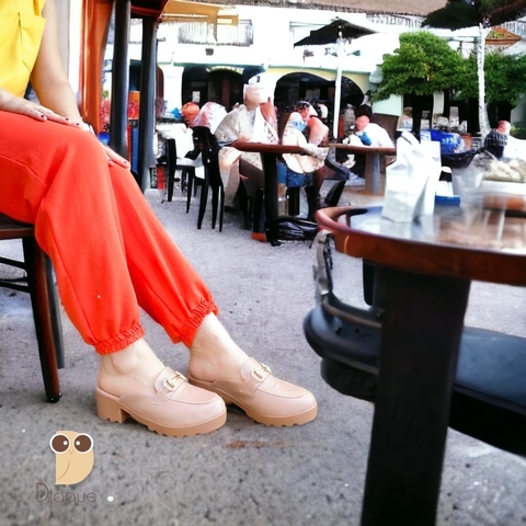 Mocassim Mule Gold