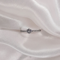 Anillo Dalia en internet
