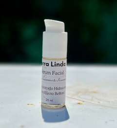 Serúm Facial (Ácido Hialurónico y Resveratrol)