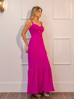 Moda Feminina Vestido Longo Liso com Alça e Bojo Cores Design Delicado Sofisticado e Moderno Ideal Para Passeios - loja online