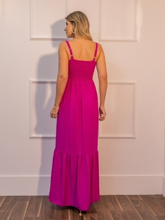 Moda Feminina Vestido Longo Liso com Alça e Bojo Cores Design Delicado Sofisticado e Moderno Ideal Para Passeios - comprar online
