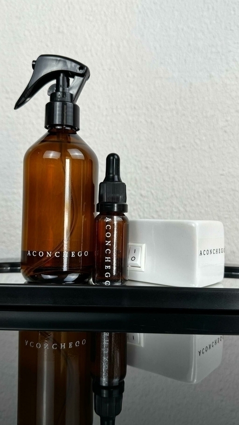 Kit Vanilla Água Perfumada + Essência Concentrada + Aromatizador Elétrico Aconchego