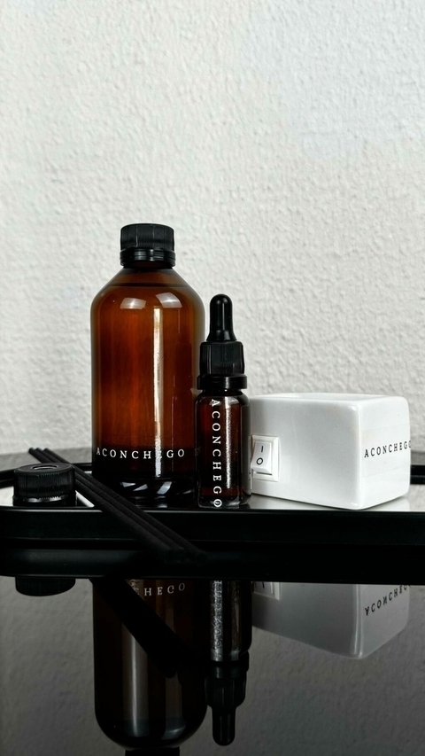 Kit Candy Difusor de Aromas + Essência Concentrada + Aromatizador Elétrico Aconchego