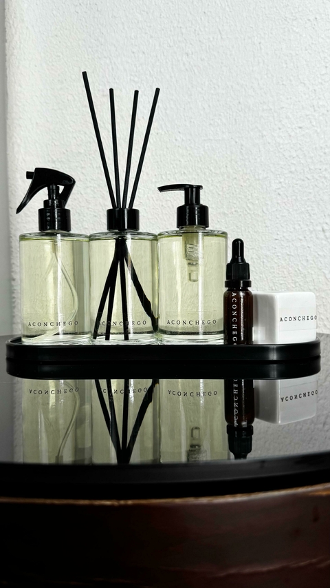 Kit Alecrim Premium Água Perfumada + Difusor de Aromas + Sabonete 250ml + Essência e Aromatizador Elétrico 10w - comprar online