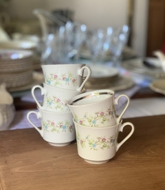Taza tipo jarrito de porcelana de té. Polonia - comprar online