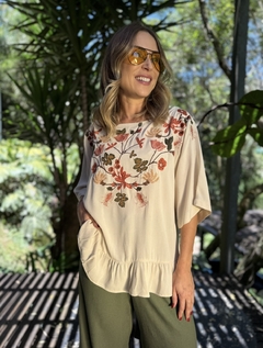 Bata Bordada Floral
