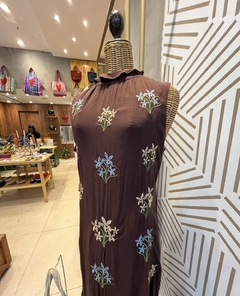 Vestido Bordado Raminhos
