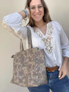 TOTE MAGDA - camuflada - comprar online