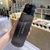 Garrafa de academia 780ml à prova de vazamento na internet