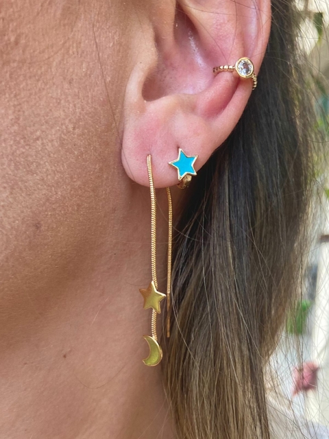 Brinco estrela azul