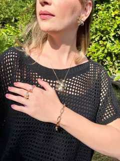 Brinco flor fios na internet