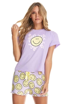 Conjunto short lila caritas camiseta manga morada happy