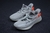 YEEZY Boost 350 V2 TAIL LIGHT Cinza e Laranja