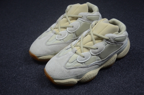 YEEZY 500 Branco Gelo e Bege (Sola Marrom)