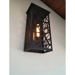 Aplique de pared con calado