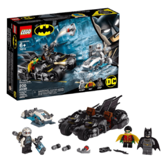 Imagem do Lego DC Comics - Combate de Batmoto com Mr. Freeze - 76118