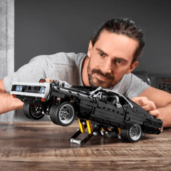 Lego Technic – Dom’s Dodge Charger Fast Furious – 42111 - comprar online