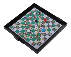 Juego Mesa 2 En 1 Ajedrez Oca Laberinto Magnético en internet
