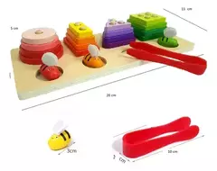 Juego de Encastre de piezas geométricas y manipulación de abejitas