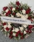 Arco de Rosas Vermelhas e Brancas