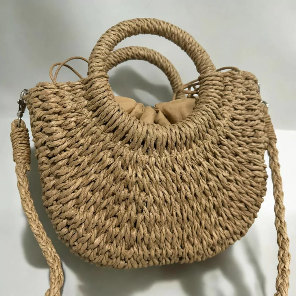 Bolsa Meia Lua de Palha Caqui