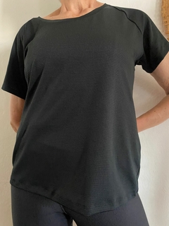 Remera Simona Negra