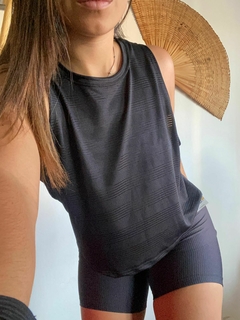 MUSCULOSA LORD NEGRA