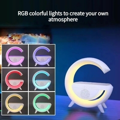 Luminaria com alto-falante e carregador sem fio para celular - loja online