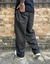 Calça Baggy Cinza na internet