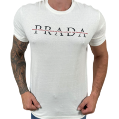 Camiseta da Prada na internet