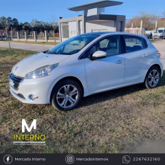 Peugeot 208 Feline Pack Cuir 1.6