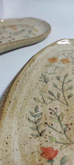 Pratos de sobremesa flor - Feito sob encomenda - Cerâmicas Turquiai