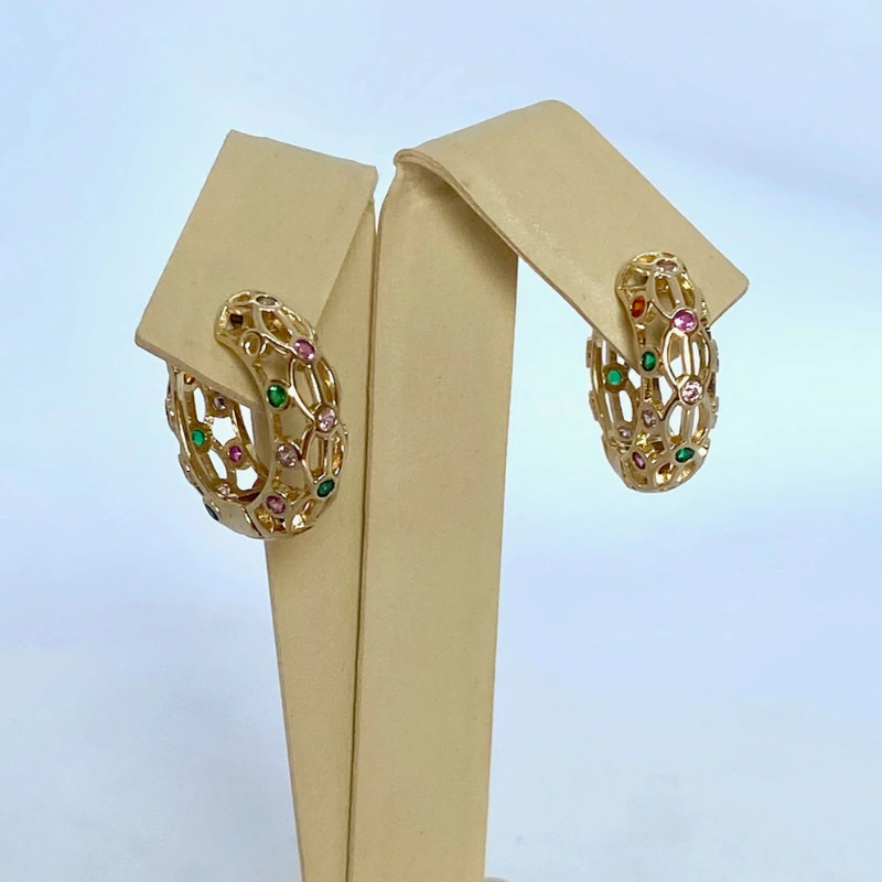 Argola Vazada Colors Cravejada - Dourado