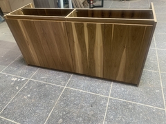 Barra en madera enchapado Petiribi