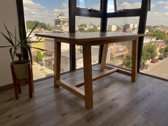 Mesa modelo Campo Base Paraiso con tapa Eucalipto 160x80 20% de descuento en efectivo. - Maderas Design