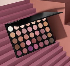 35XO NATURAL FLIRT ARTISTRY PALETTE Paleta de sombras