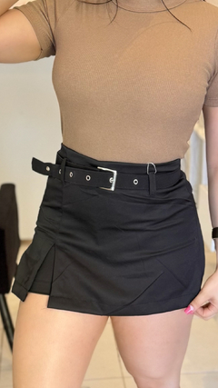 Saia short alfaiataria