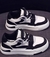 sapatos de skate decoração de remendo de letras frente com cadarço