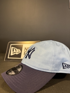BONE 920 ST CORE NEYYAN SKY AZUL TAM: UNICO ( MB124BON038) NEW ERA na internet