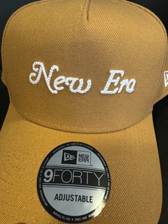 BONE 940 AF SN CLASSIC BRANDED KHK KAKI TAM: UNICO ( NEI24BON037 ) NEW ERA na internet