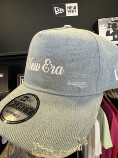 BONE 940 AF SN DESTROYED HIP HOP CORE SK AZUL TAM: UNICO ( NEI24BON057 ) NEW ERA na internet