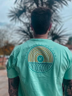 CAMISETA SILK MULTI CICLE MENTA ( HYTS01054031 ) HURLEY na internet