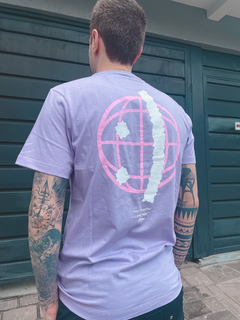 CAMISETA BOLD KEEP IT TOGETHER LILAS ( 6322 ) APPROVE